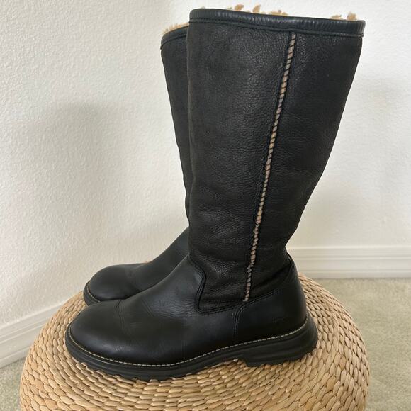 UGG Brooks Tall Black Leather Boots Genuine Sheepskin Lining Women’s Sz 8 Winter - Picture 5 of 16
